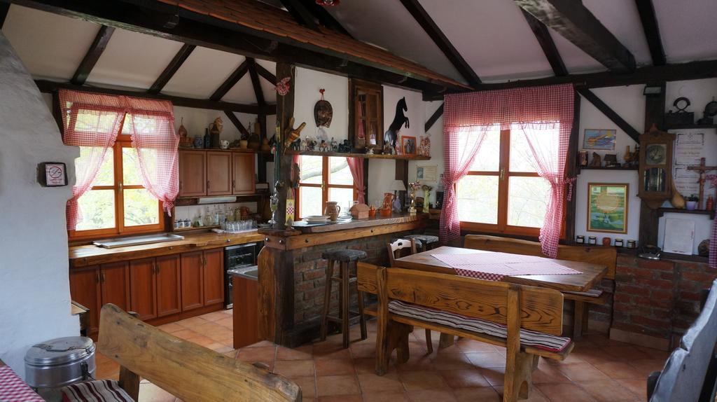 Country House Na Malenom Brijegu เบียโลวาร์ ภายนอก รูปภาพ
