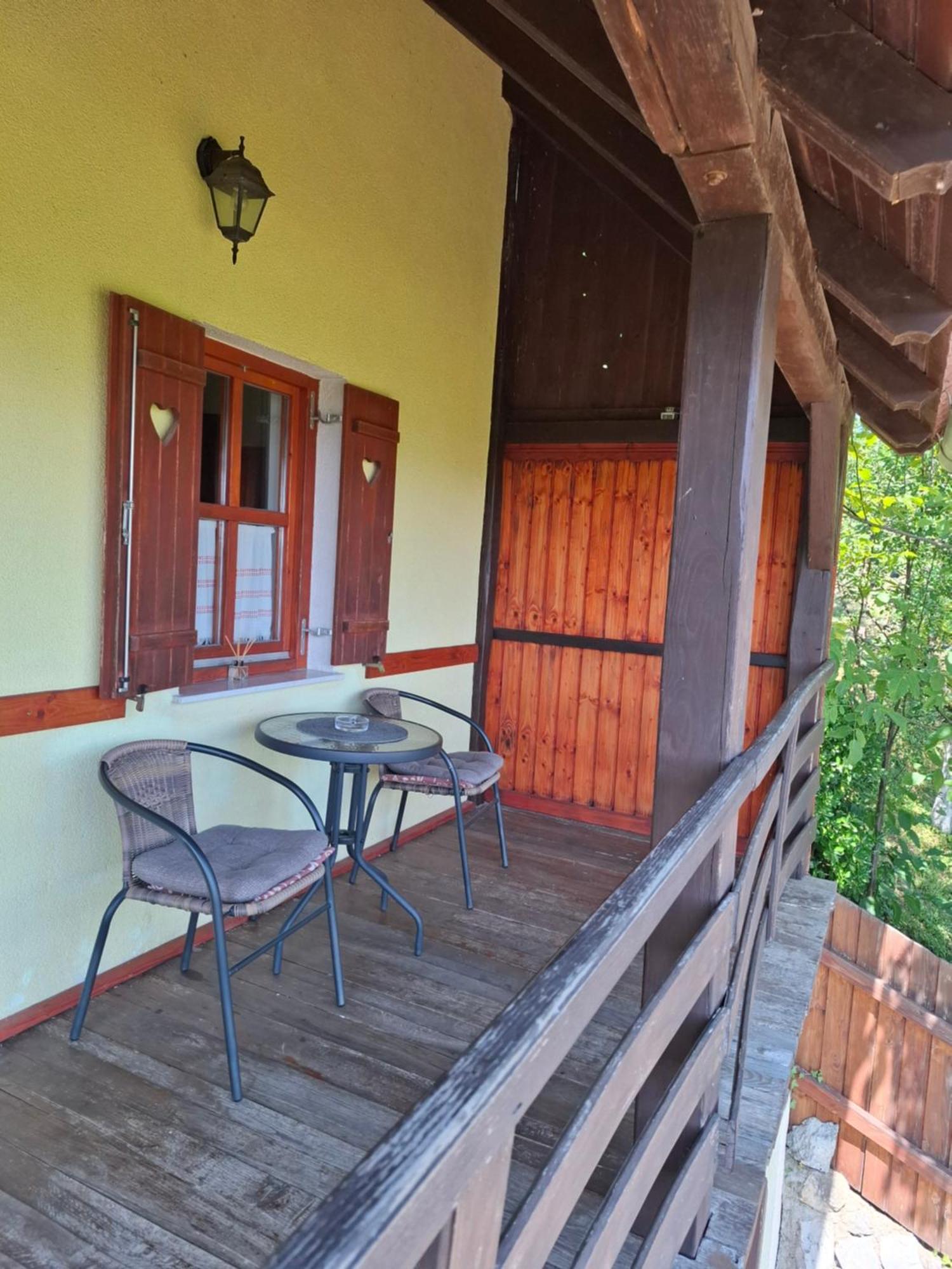 Country House Na Malenom Brijegu เบียโลวาร์ ภายนอก รูปภาพ
