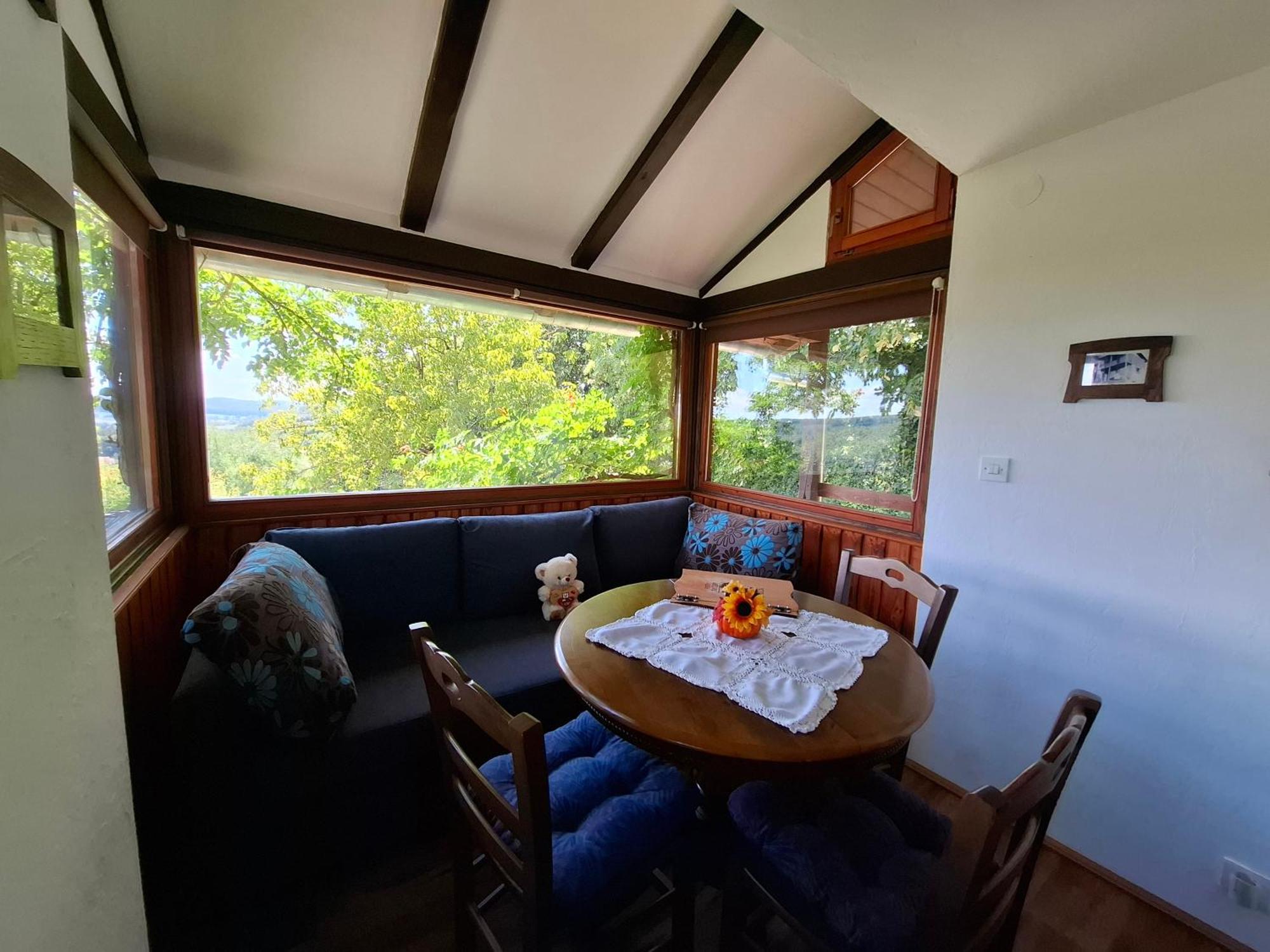 Country House Na Malenom Brijegu เบียโลวาร์ ภายนอก รูปภาพ